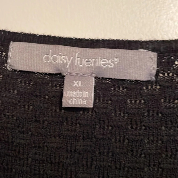 Daisy Fuentes sweater dress, XL. Scallop detail on bodice. Pleated bottom. Black - Picture 3 of 7